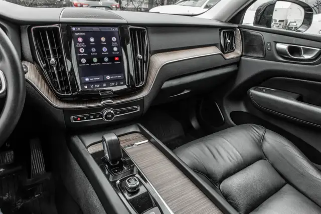 2023 Volvo XC604963148155591168018