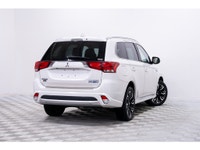Mitsubishi Outlander PHEV SE S-AWC 2018 : Électrification et Polyvalence Le Mitsubishi Outlander PHE... (image 4)