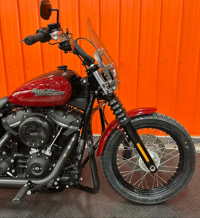 2020 Harley-Davidson Softail 2020 SOFTAIL STREET BOB in Street, Cruisers & Choppers in Moncton - Image 4