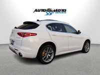 SAFETY INCLUDED ACCIDENT FREE LOCAL ONTARIO CAR ONE OWNER Very Clean Alfa Romeo Stelvio AWD 2.0L Wit... (image 5)