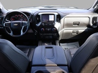 SAFETY INCLUDED ACCIDENT FREE LOCAL ONTARIO CAR 17 SERVICE RECORDS Very Clean Chevrolet Silverado 15... (image 9)