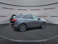 // SINGLE OWNER! // This 2022 Chevrolet Equinox RS AWD is a smart choice for drivers who want sporty... (image 7)