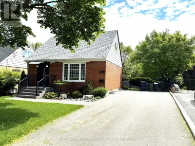 35 COPPERMILL DRIVE Toronto (Rexdale-Kipling), Ontario