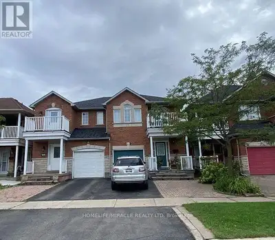 Nice Upper level Three generously sized bedrooms (All with furnished). Kitchen with stainless steel...