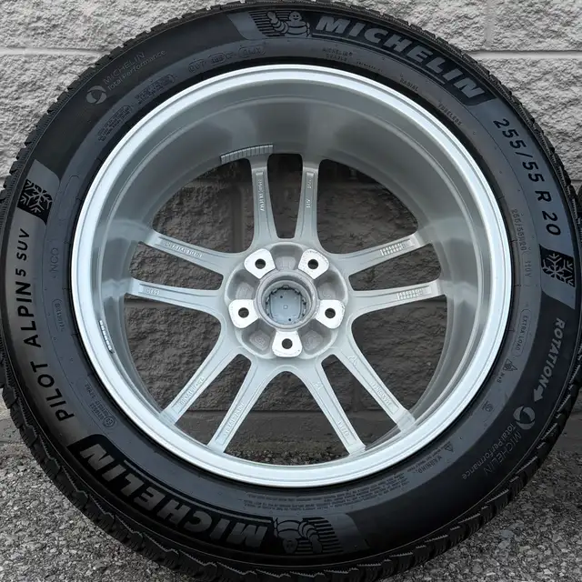 (98%) 4x Porsche Cayenne Coupe 20" OEM Winter Wheels Package in Tires & Rims in City of Toronto - Image 7