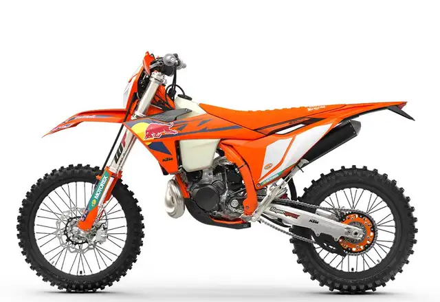 2025 KTM 300 XC-W CHAMPION EDITION in Dirt Bikes & Motocross in Longueuil / South Shore - Image 3
