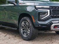 6.2L V8 engine for powerful performance | 4x4 drive system for all-weather capability | Max Traileri... (image 2)