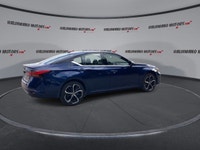 This Nissan Altima has a dependable Gas 4cyl 2.5 L engine powering this Variable transmission. Sunro... (image 7)