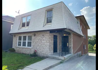 Spacious 2 Bedroom Apartment in Hespeler! (Unit 5) This spacious 2-bedroom apartment features fresh...