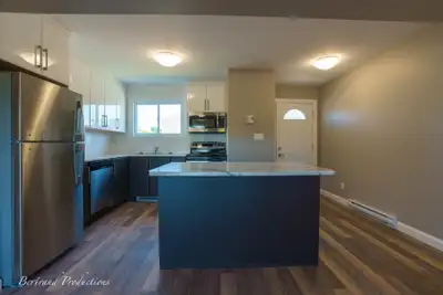 735 Lasalle Boulevard - 2 Bedroom Deluxe for Rent in Sudbury
