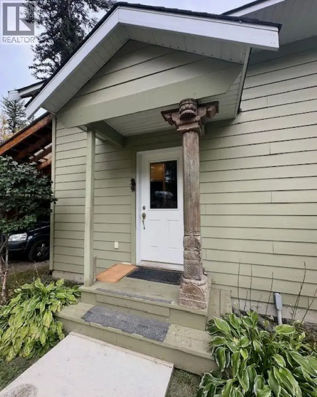 3557 CANDLE DRIVE Canim Lake, British Columbia in Houses for Sale in 100 Mile House - Image 7