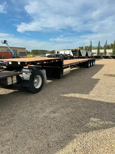 2027 Doepker Triaxle Step Decks *2 New Step Decks in Stock Know!!! Quality Construction Engineered f...