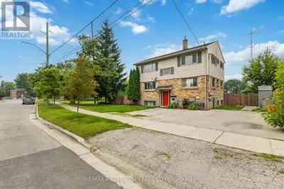 3 - 1490 MCLARENWOOD TERRACE London East (East O), Ontario