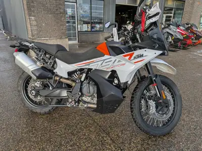 Price does not include $299 dealer fee and taxes 2024 KTM 790 Adventure with only 14,838 kms. This b...