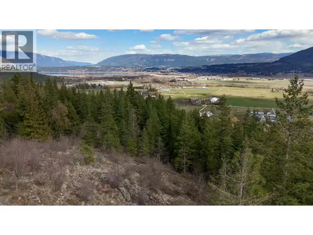 1600 Street SW Salmon Arm, British Columbia in Land for Sale in Kamloops - Image 14