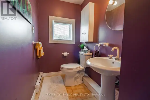 19143 COUNTY RD 2 South Glengarry, Ontario in Houses for Sale in Cornwall - Image 21