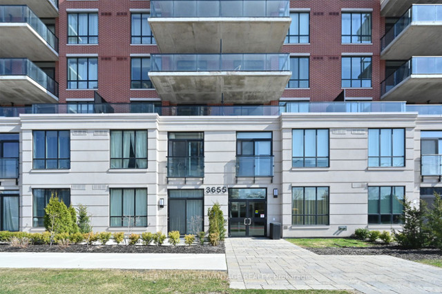 Guildwood Gem | 2 Ba | Parking & Locker | Dog-Friendly in Condos for Sale in City of Toronto