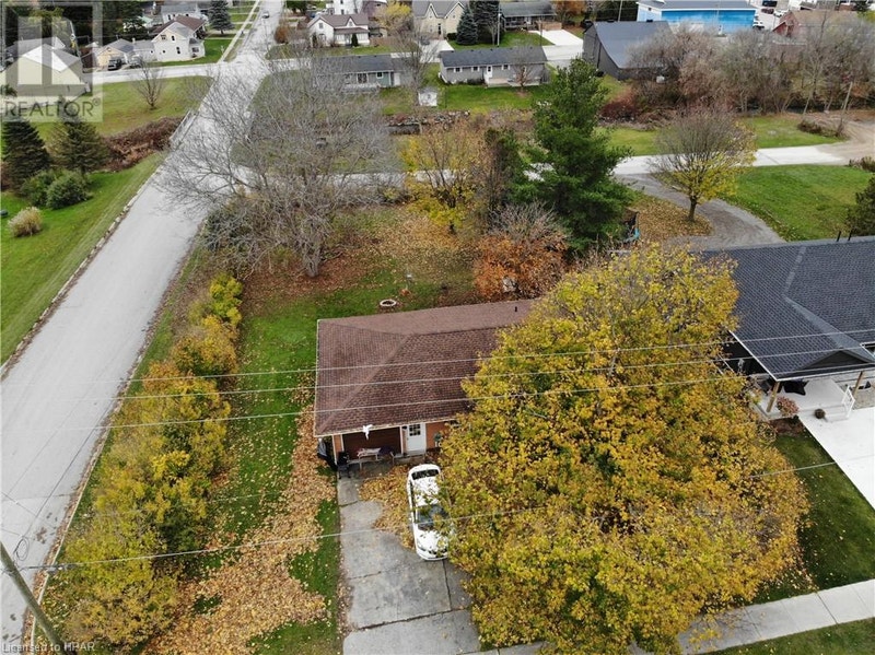 537 STAUFFER Street Lucknow, Ontario Houses for Sale Grand Bend