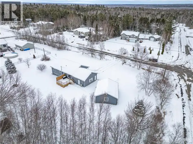 64 Thompson Avenue Burton, New Brunswick in Houses for Sale in Fredericton - Image 14
