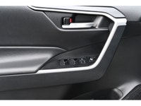 XLE|AWD|Sunroof|CarPlay|No Accidents 2025 Toyota RAV4 XLE XLE|AWD|Sunroof|CarPlay|No Accidents 0040... (image 8)