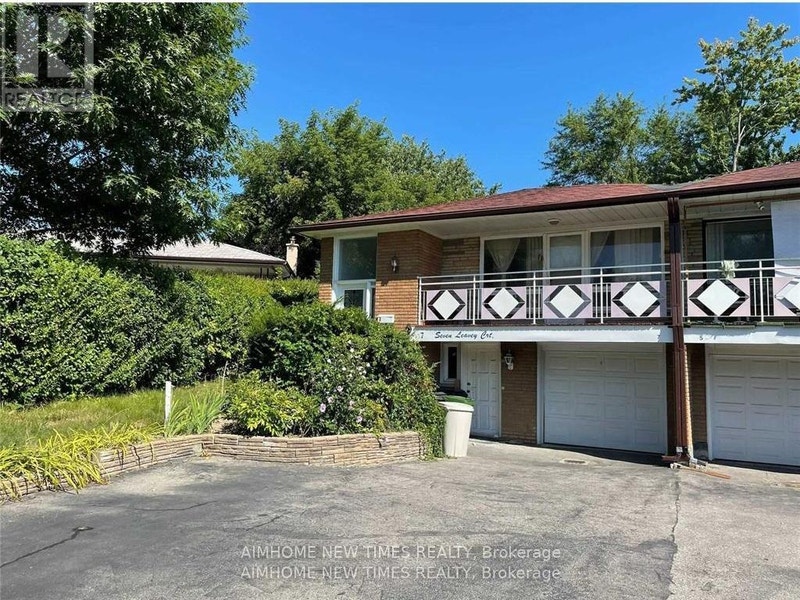 UPPER 7 LEAVEY COURT Toronto (Bayview WoodsSteeles), Ontario Long