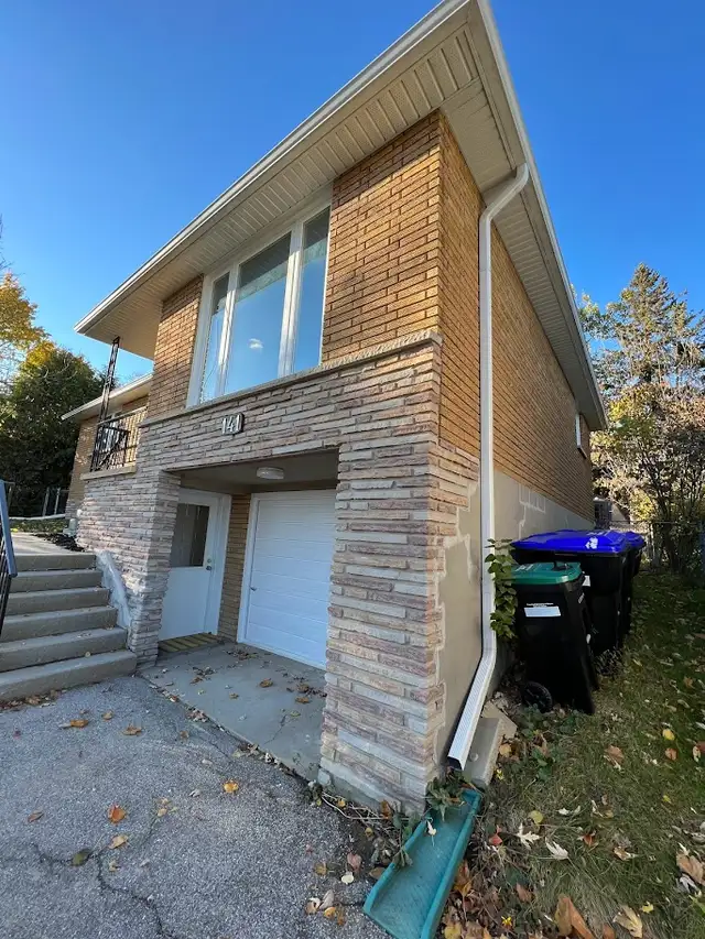 1 bedroom walkout basement for rent in Bradford in Long Term Rentals in Markham / York Region - Image 3