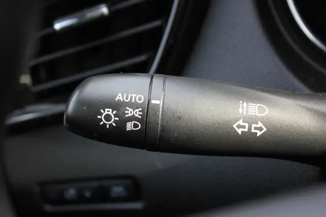 2021 Nissan Qashqai FWD S CVT for sale in Cars & Trucks in Comox / Courtenay / Cumberland - Image 28