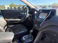 2015 SANTA FE XL LIMITED EDITION AWD 1 OWNER 6 PASSENGER PANO ROOF NAVIGATION ONLY $227.41 BI WEEKLY... (image 8)
