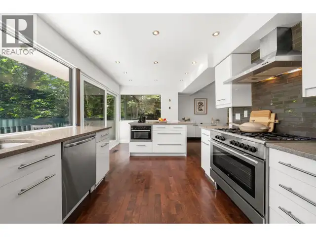 2086 RIVERGROVE PLACE North Vancouver, British Columbia in Houses for Sale in North Shore - Image 7