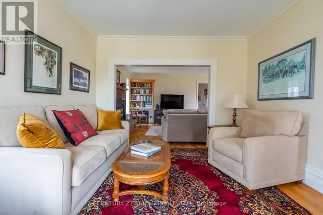19143 COUNTY RD 2 South Glengarry, Ontario in Houses for Sale in Cornwall - Image 9