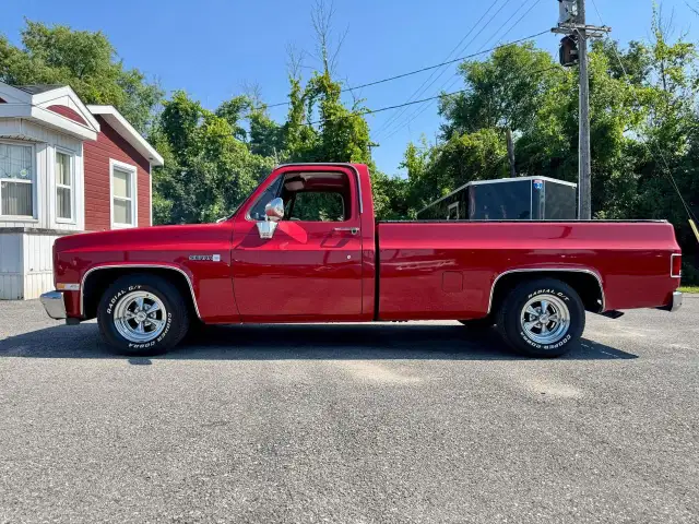 1983 GMC Truck Sierra 1500 Longbox in Cars & Trucks in Ottawa - Image 24