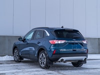 CARGET AUTOMOTIVE is thrilled to offer this 2020 Ford Escape SEL, a well-equipped compact SUV that o... (image 8)