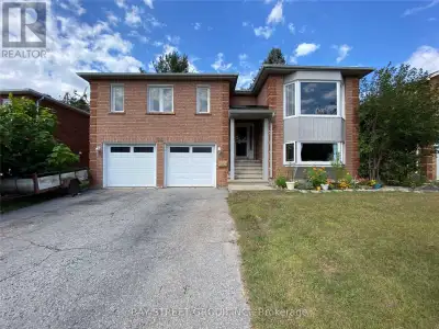 UPPER - 86 BROWNING TRAIL Barrie (Letitia Heights), Ontario