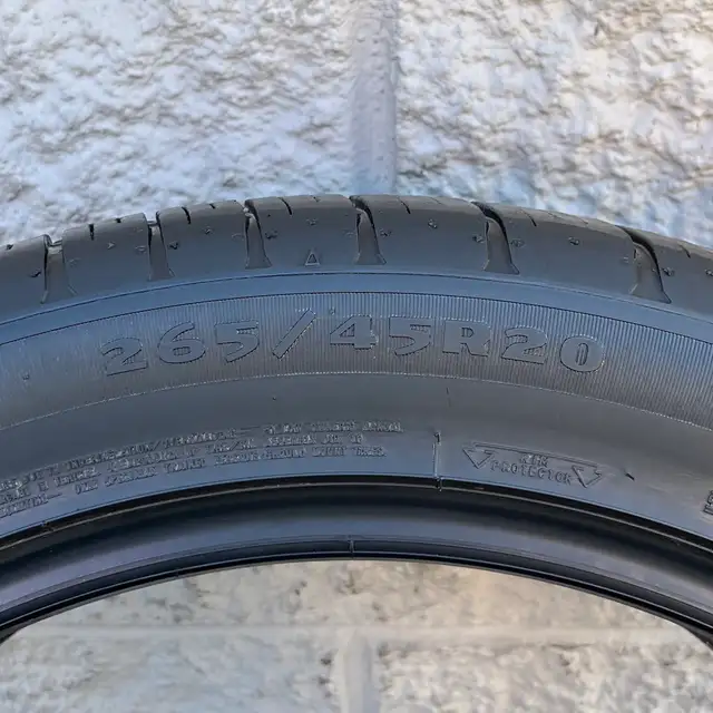 (98%) 2x 265/45R20 & 2x 295/40R20 Goodyear Eagle Touring A/S in Tires & Rims in City of Toronto - Image 8