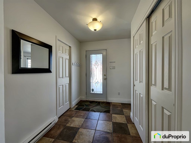 $499,000 - 2 Storey for sale in Pont-Rouge — photo 2