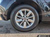 The *pre-owned 2020 Volkswagen Golf Highline* is a premium hatchback designed for drivers who want s... (image 6)