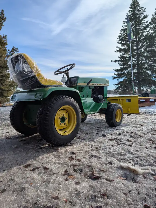 RECUCED: John Deere 112 with Front blade in Lawnmowers & Leaf Blowers in Red Deer - Image 6