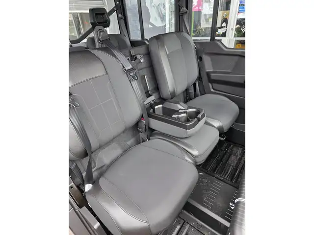 2026 Can-Am DEFENDER MAX XT CAB HD11 in ATVs in New Glasgow - Image 14