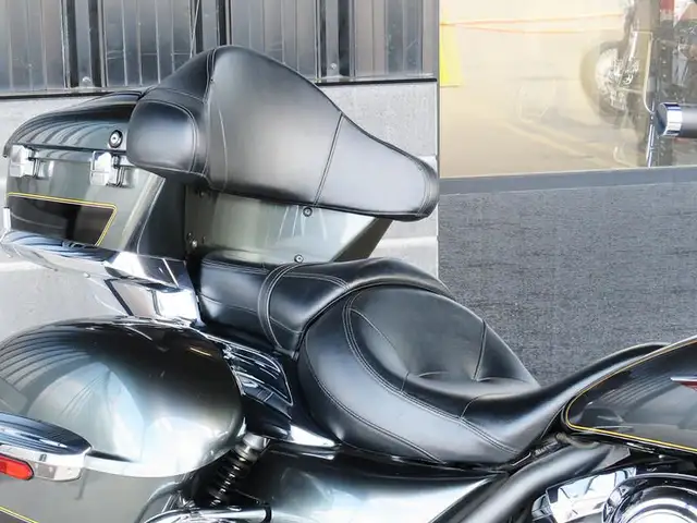 2011 Kawasaki Vulcan 1700 Voyager in Sport Touring in Cambridge - Image 9