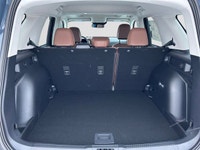 Check out this vehicle's pictures, features, options and specs, and let us know if you have any ques... (image 9)