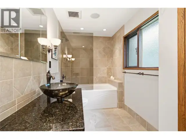 102 SANDNER Road Christina Lake, British Columbia in Houses for Sale in Penticton - Image 34