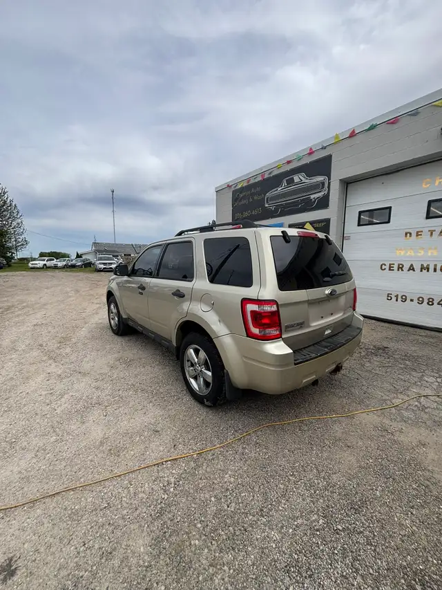 2012 Ford Escape580120282053355521