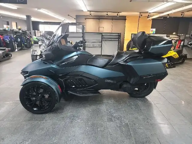 2025 CAN-AM Spyder RT Limited SE6 in Sport Touring in Lanaudière - Image 4