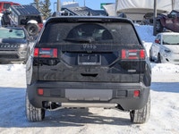 This Jeep Cherokee has a trusty Intercooled Turbo Gas/Electric I-4 1.6 L/98 engine powering this Var... (image 6)