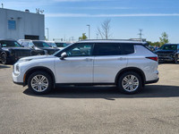 People can't stop talking about this widely acclaimed 2022 Mitsubishi Outlander ES | 4WD | Backup Ca... (image 1)