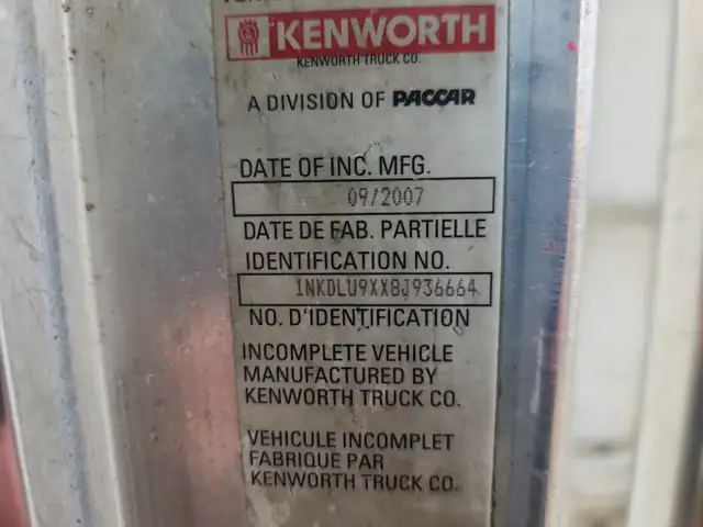 2008 Kenworth T800 in Heavy Trucks in St. Albert - Image 8