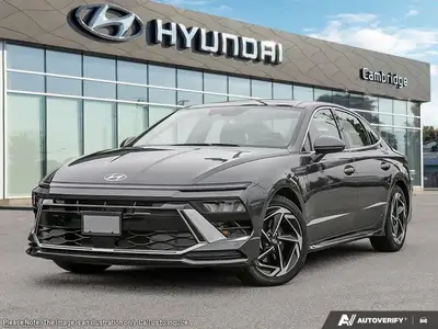 This Hyundai Sonata Hybrid has a strong Gas/Electric I-4 2.0 L/122 engine powering this Automatic tr...