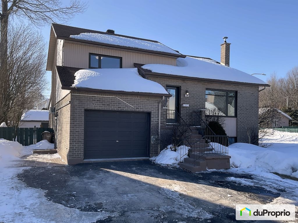 $573,500 - Split Level in Trois-Rivières (Trois-Rivières-Ouest) — photo 1