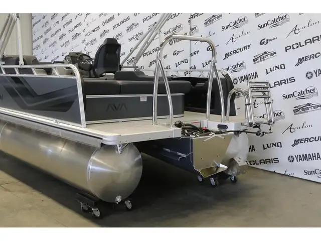 2026 Avalon VENTURE 2180 VRB + YAMAHA 70 HP in Powerboats & Motorboats in Laurentides - Image 17