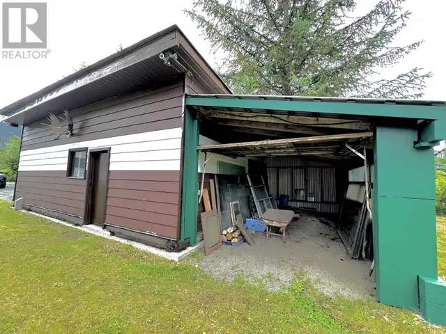 2605 FIRST AVENUE Terrace, British Columbia in Houses for Sale in Terrace - Image 38